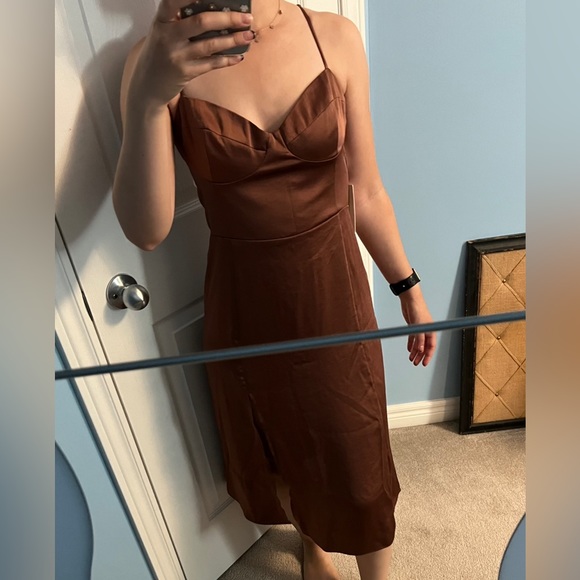 Glaze Aritzia dress - Picture 2 of 3